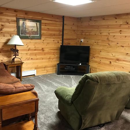 Rough Cut Lodge Gaines Екстер'єр фото