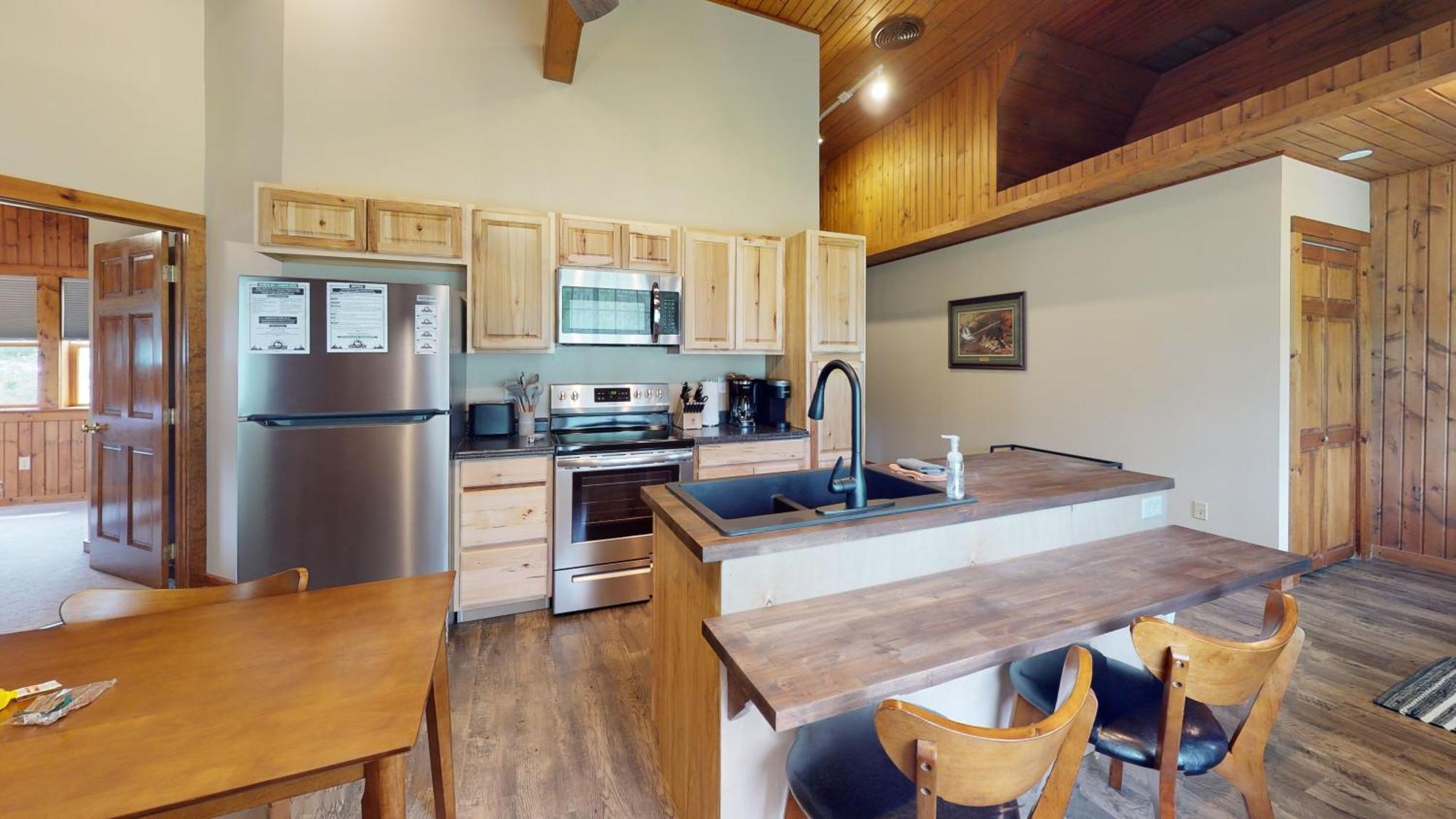 Rough Cut Lodge Gaines Екстер'єр фото