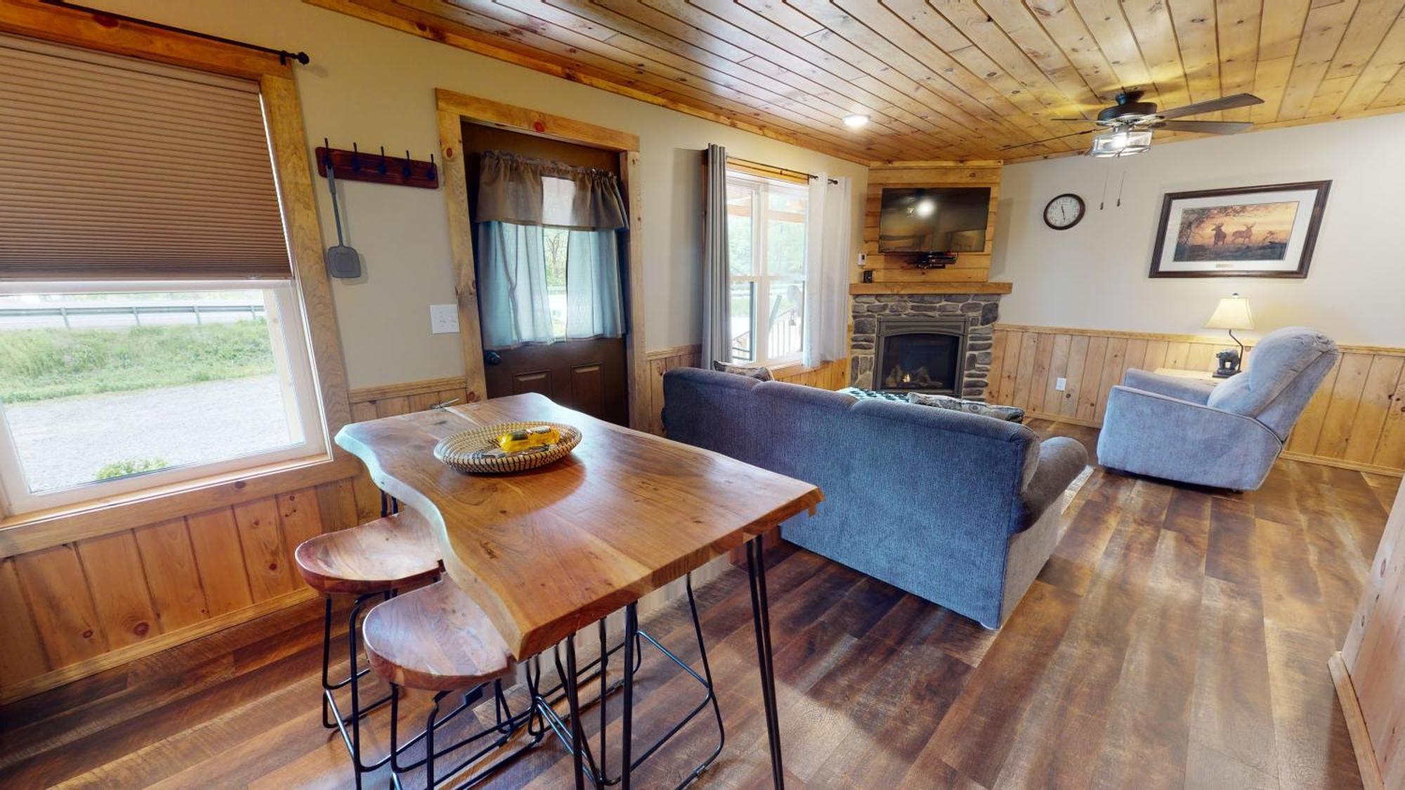 Rough Cut Lodge Gaines Екстер'єр фото